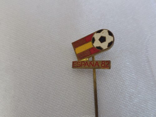 FIFA World CUP Spain 1982 ESPANA 82 championship pin badge - Picture 4 of 4