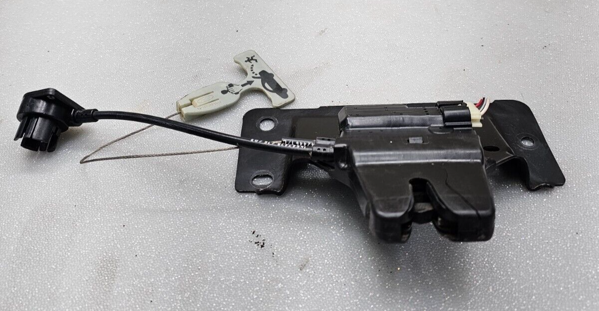 御成約　[3356] 2003-2006 Lincoln Town Car Trunk Latch Release Actuator Deck Lid