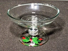 CHRISTMAS Candy/Dessert Bowl Holiday Compote in Box Holly Serving Bowl 1981 Avon