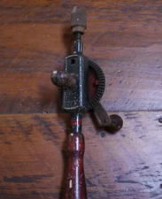 Vintage CRAFTSMAN Red Wheel Steel Wooden Handle Egg Beater Manual Hand Drill 