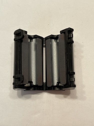 Tokin ESD-SR-250 Snap-On Core Cable Clamp ESDSR250 Black Preowned