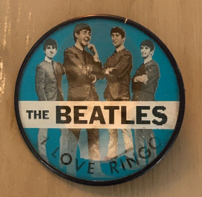 VINTAGE THE BEATLES I LOVE RINGO LENTICULAR BLUE 2.5