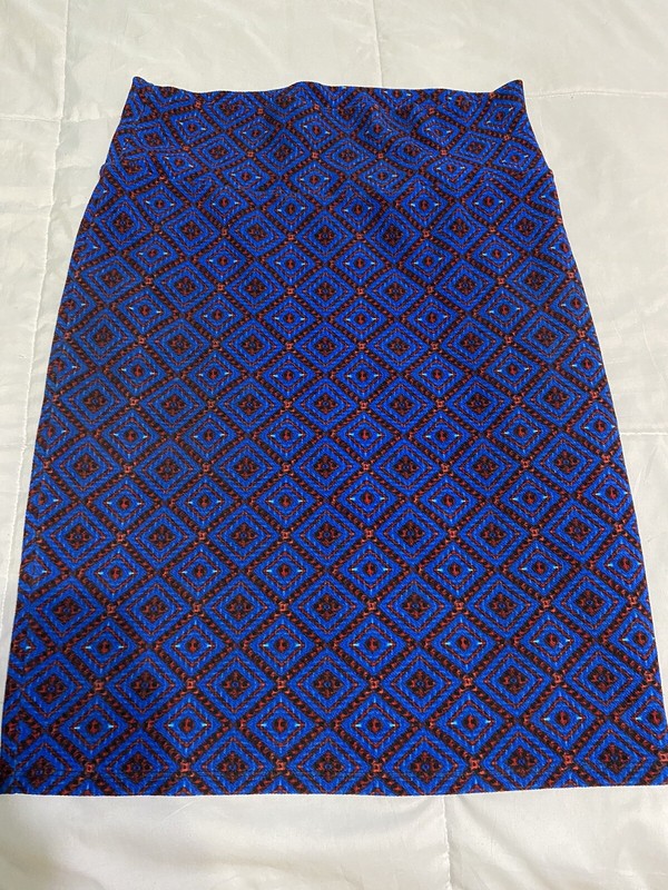 EUC LulaRoe Cassie Skirt Womens Size Medium Multicolor Stretch