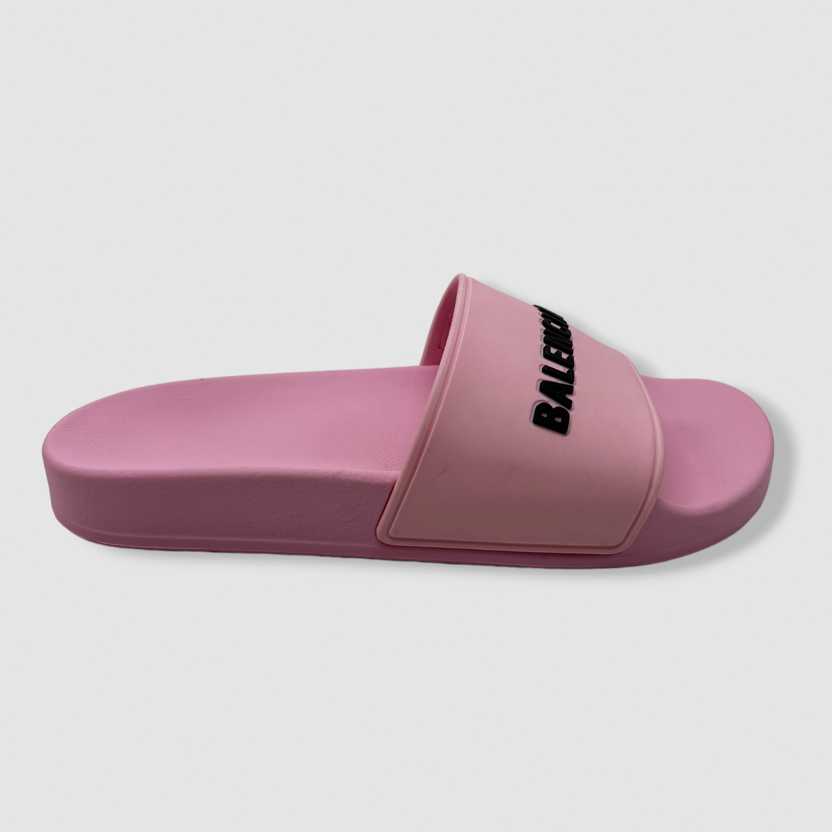 新品★BALENCIAGA★ロゴ入り Pool Slideサンダル ピンク BALENCIAGA Women's Piscine Logo Rubber Pool Slide Sandals