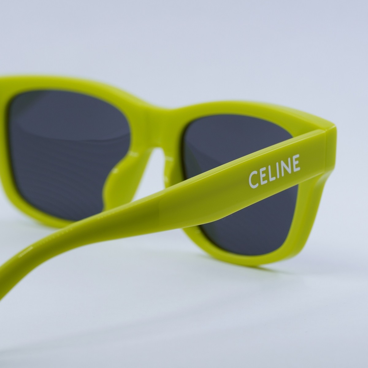 Final Price! Celine CL40249U 39A Sunglasses Sunglasses CELINE CL40249U 01A 55-17 Black in stock  main image 2