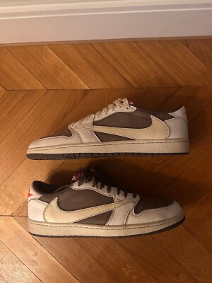 Jordan 1 Retro Low Travis Scott Reverse Mocha 