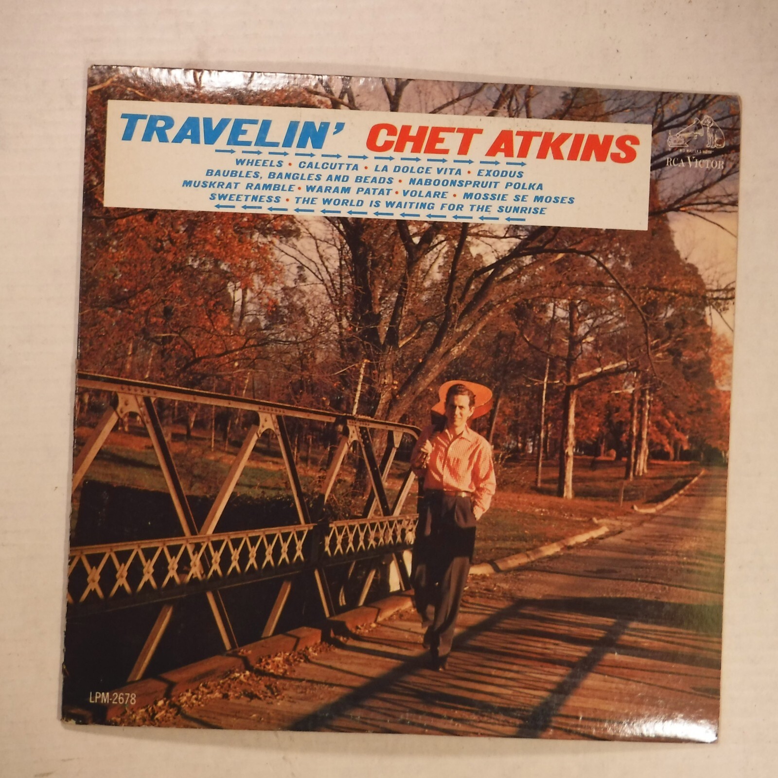 CHET ATKINS / TRAVELIN’ / RCA VICTOR 2678 / 12 INCH 33 RPM MONO VINYL ...