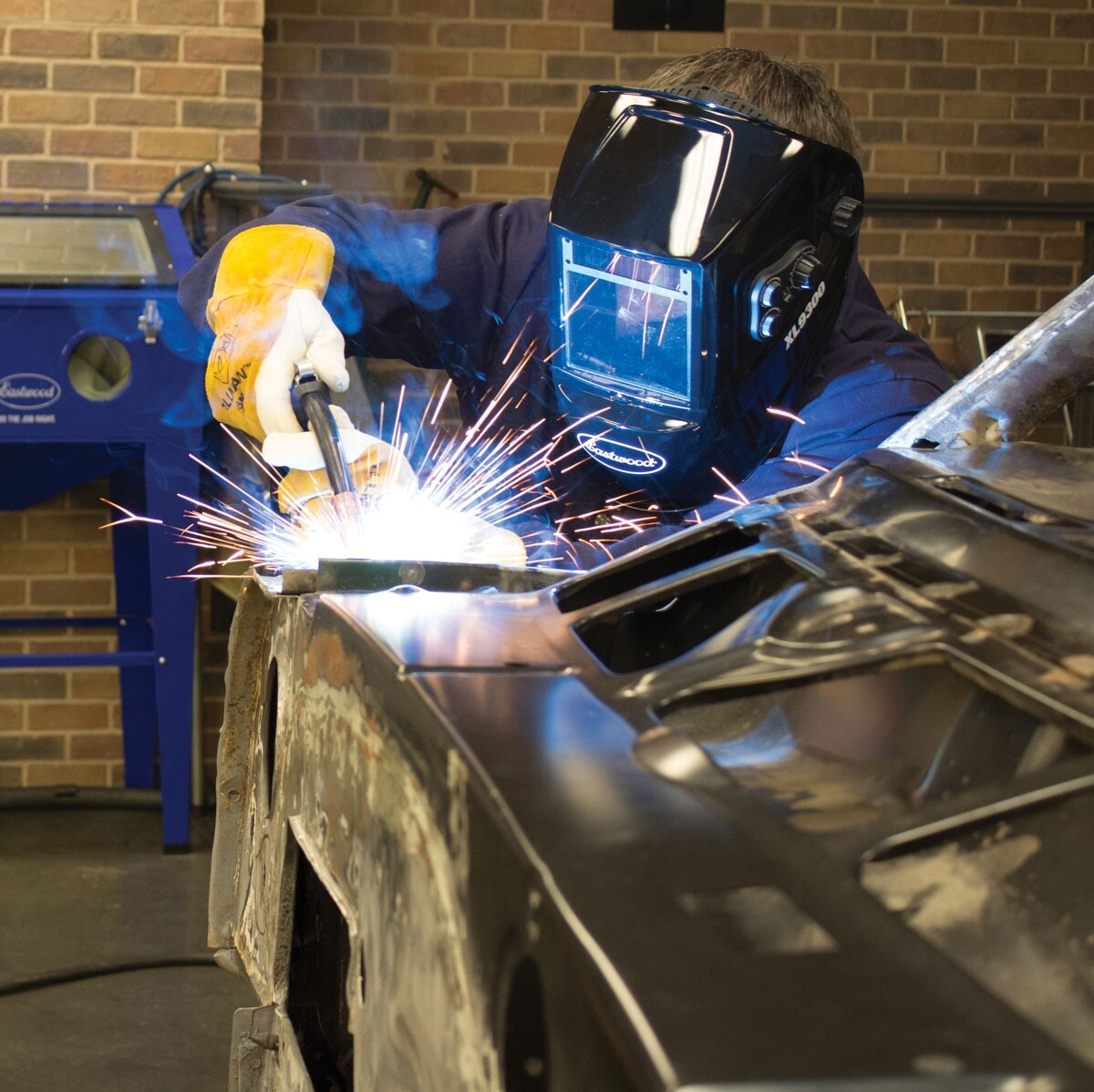 Eastwood XL View Auto Darkening Welding Helmet XL9300 Magnifying Lens