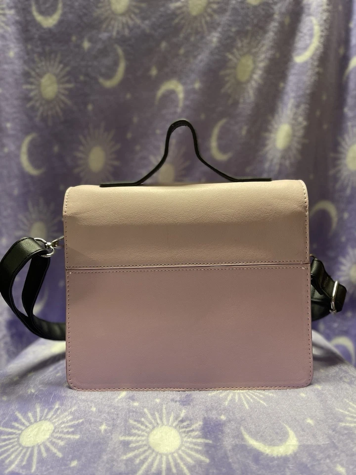 Lindo Bolso Bandolera Cartera Bolso Cartera Usado Hot Topic Rosa Lazo Lolita Hebilla Corazón Foto 3 de 4