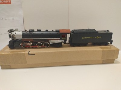 Mantua Diecast Chesapeak and Ohio 2-8-2 Steam Engine w Tender HO Scale 1269
