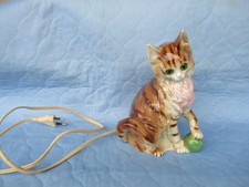 Vintage Porzellan Rauchverzehrer Katze mit Ball
