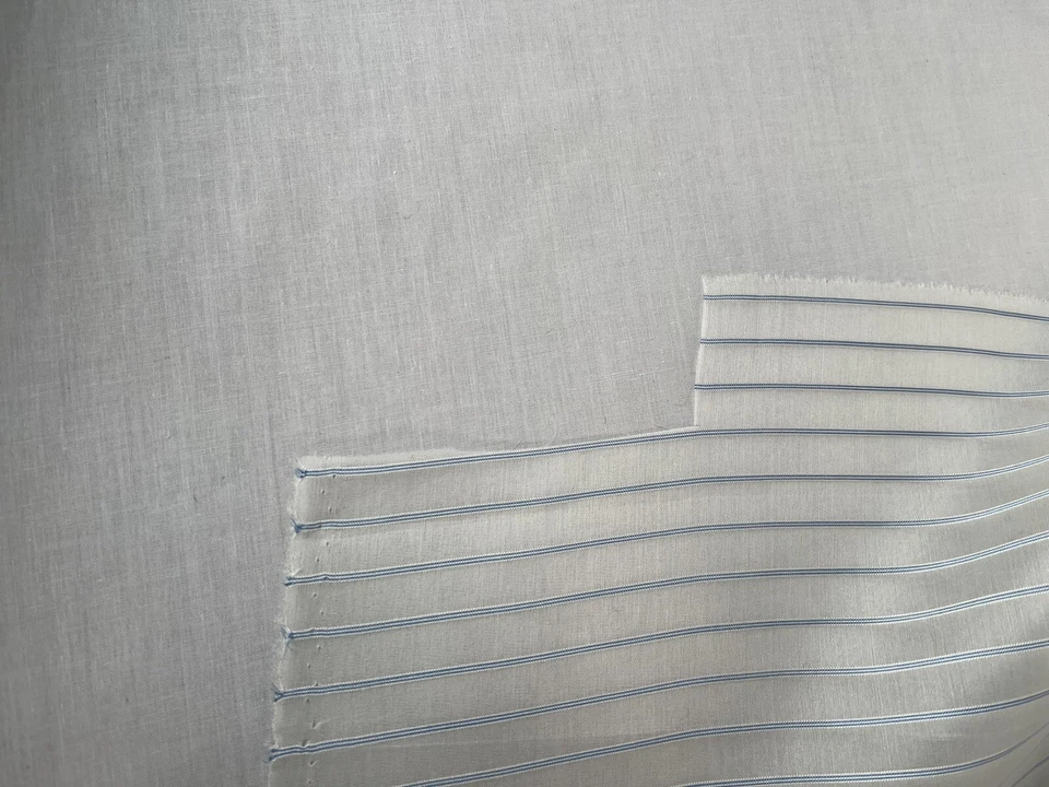 Small Double Blue Stripe on White Silk Organza Fabric 31" x 54" - Image 4 of 4