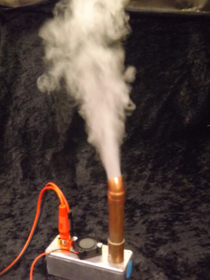 Raucherzeuger Alu Small Rauchgenerator Smoker 6V 7,2V 8,4 usw -- 24V - Bild 4 von 4