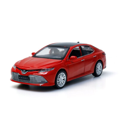 1/32 Scale Toyota Camry Alloy Diecast Model Car Toy Collection
