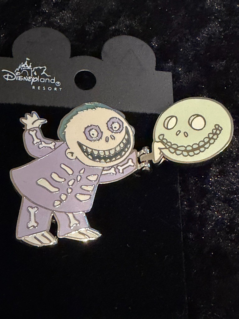 Disney Pin Barrel Hinged Mask Nightmare Before Christmas DLR 2002