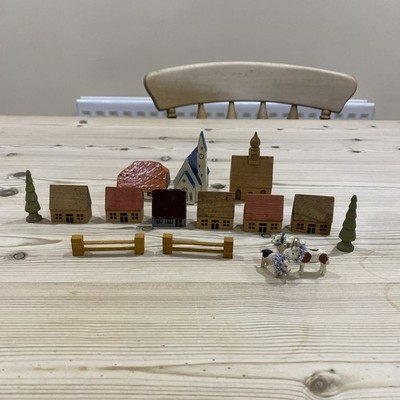 Vintage Deutsches Erzgebirge Putz Holz Miniatur Dorf 16 Teile Klassiker Spielzeug