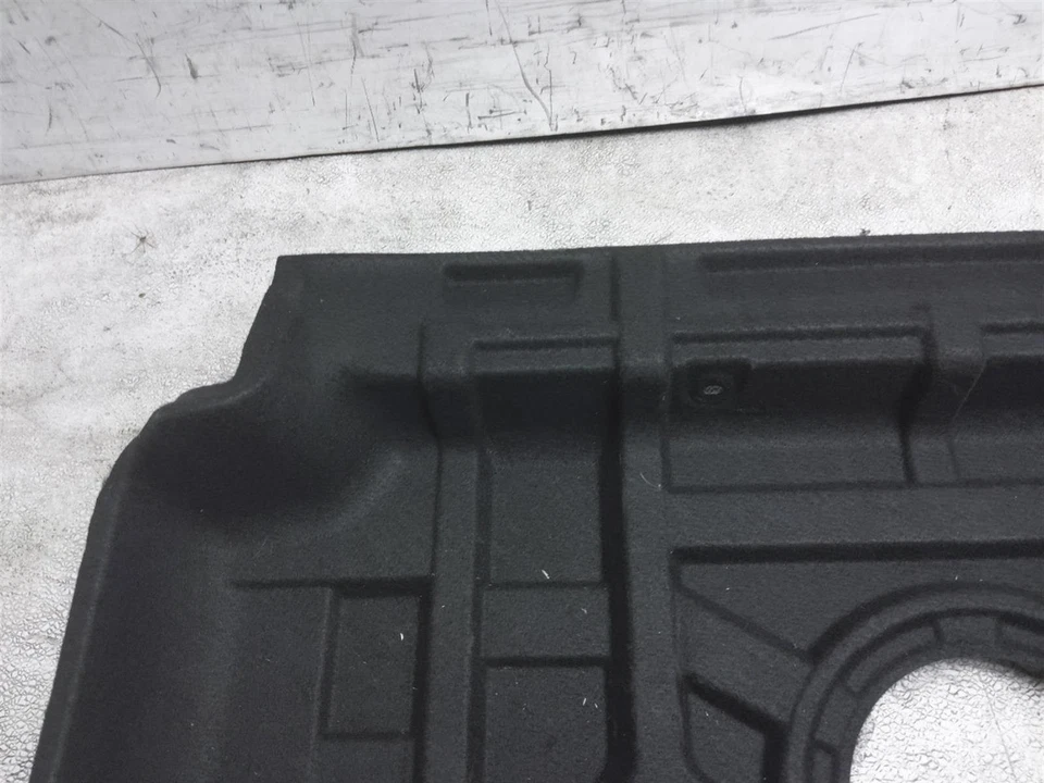 Panel de ajuste superior de carga trasera Lexus Rc350 2015-2019 64713-24030-C0 negro Foto 2 de 4