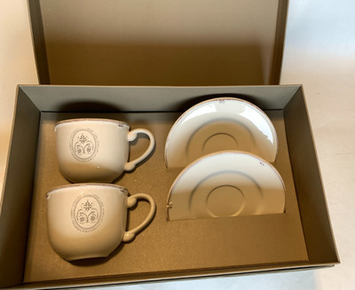 Comptoir de Famille Ecusson 26cl Tasse + Untertasse x 2 Geschenkset