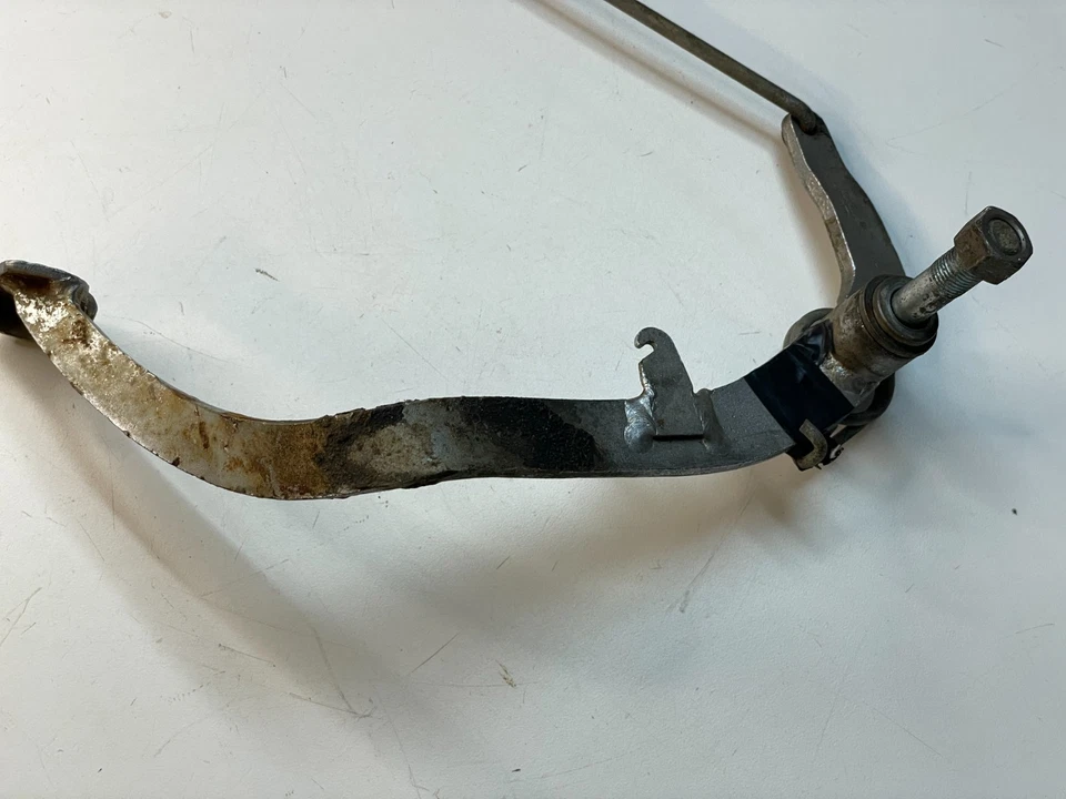 Honda SL90 1969 Motosport SL 90 pedal de freno trasero y varilla Foto 2 de 4