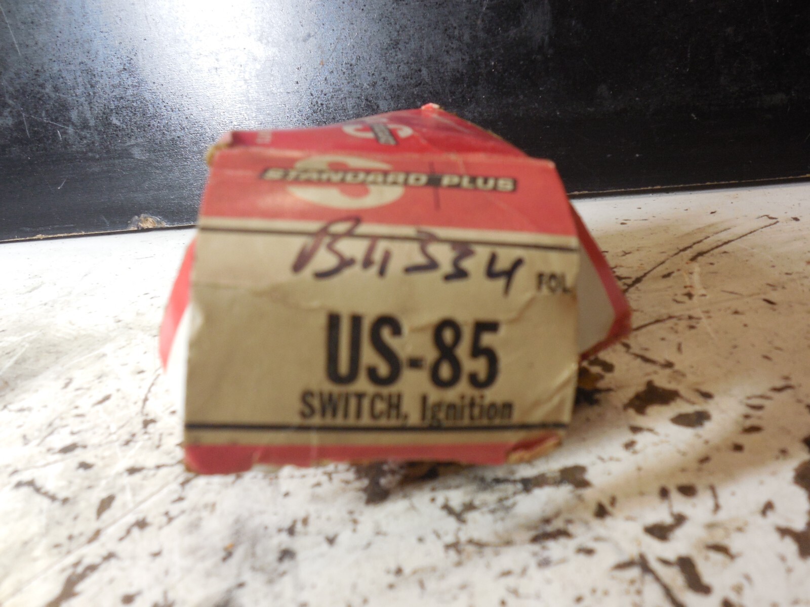 Standard Brand Ignition Switch US85 for 197076 Ford F150 P400 Truck