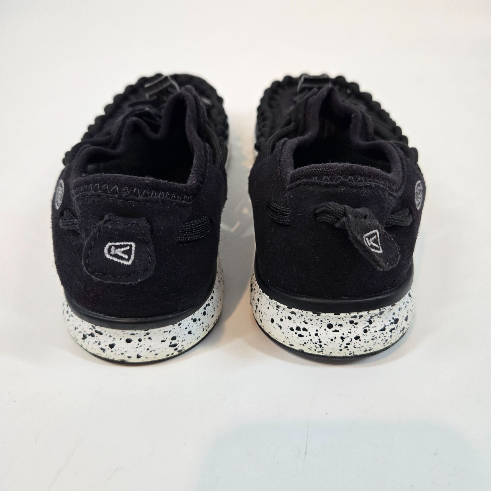 Keen bianco e nero Uneek O2 sandalo scarpe acqua corda elastica bambini taglia 2 EU 34