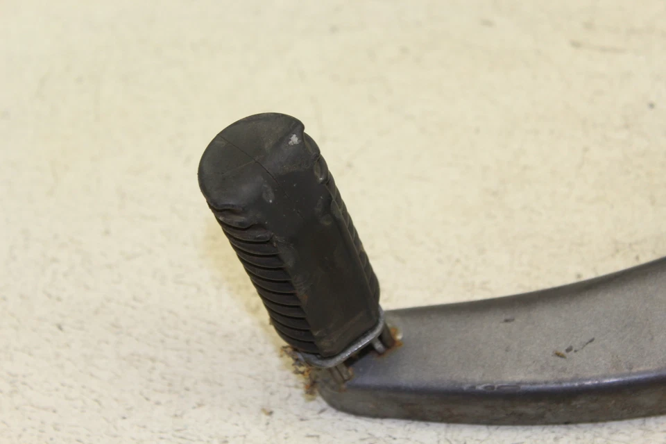 2003 03 Buell Blast 500 OEM reposapiés delantero derecho clavija paso B7 Foto 3 de 4