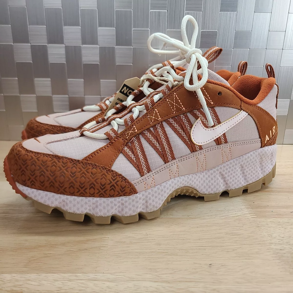 Air humara hotsell trail boss