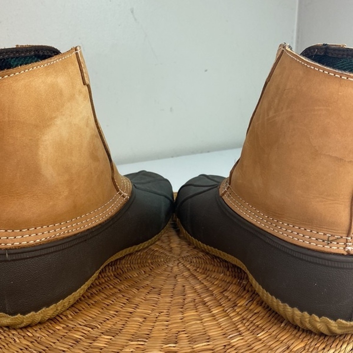 RedHead Waterproof Suede Duck Boots in Brown and Black - Thinsulate - Size 9M Red Head Duck Hunting Brown 3M Thinsulate 200 Gram Boots Men  main image 3