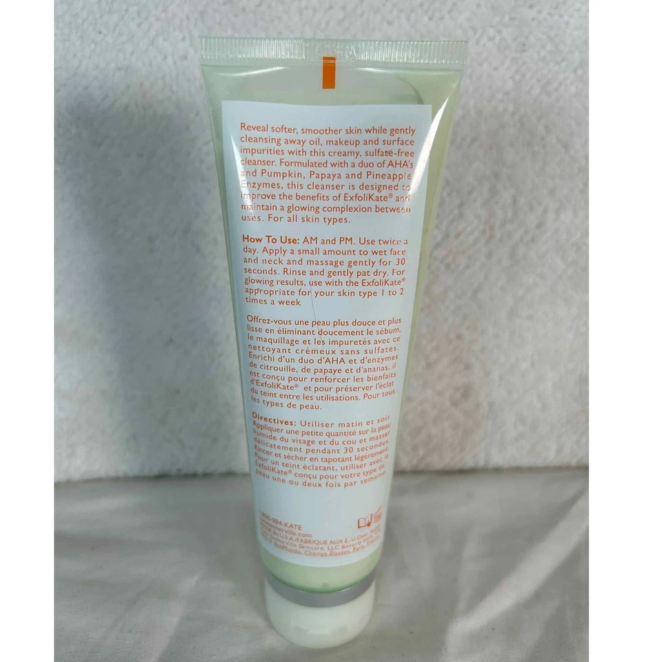 Kate Somerville ExfoliKate Cleanser Daily Foaming Wash + 2 Minute Facial - Image 3 of 4
