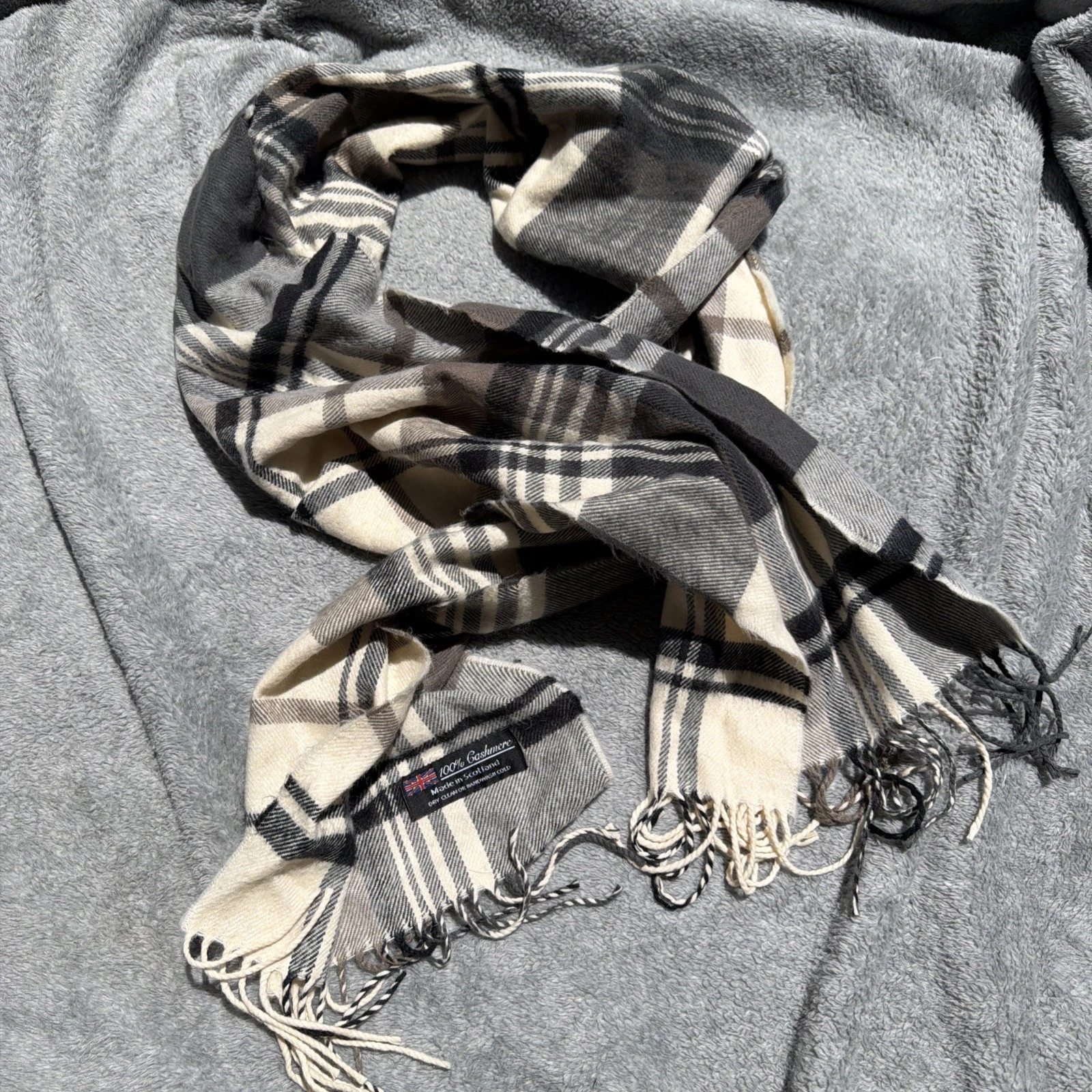 100% Cashmere Plaid Scarf Made in Scotland Vintage Scottish Unisex Designer