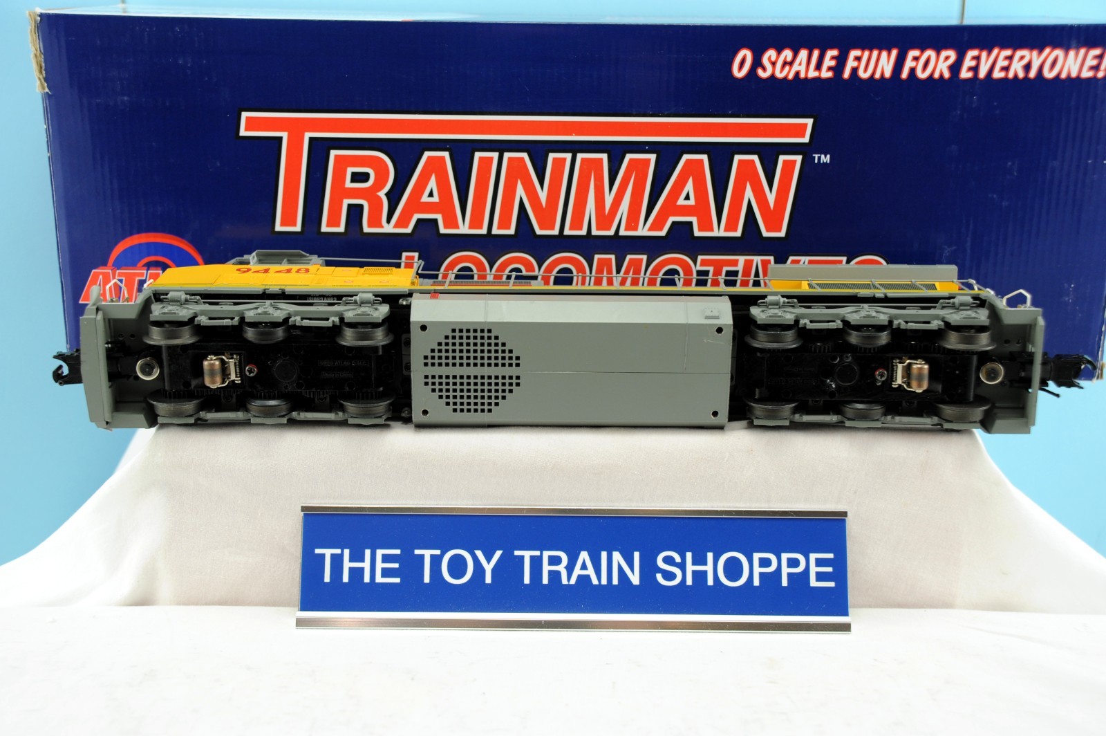 ATLAS O 20032011 UNION PACIFIC "FLAG" DASH 8-41CW ENGINE W TMCC. TESTED. LOT #2.