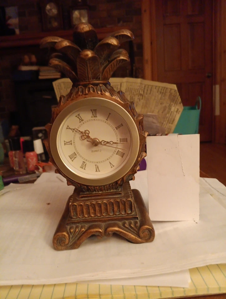 Decorative Quartz Shelf Mantle Desk Clock Pineapple Gold Toned Works Roman... - Image 3 of 4