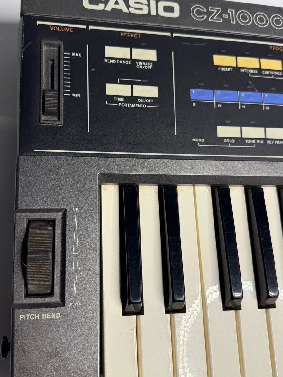 Casio CZ-1000 Vintage Synthesizer Keyboard w/ RAM Cartridge