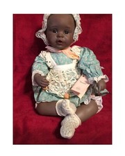 1991 VINTAGE YOLANDA'S PERFECT BABIES ADORABLE DOLL NAMED "DANIELLE" DOLL
