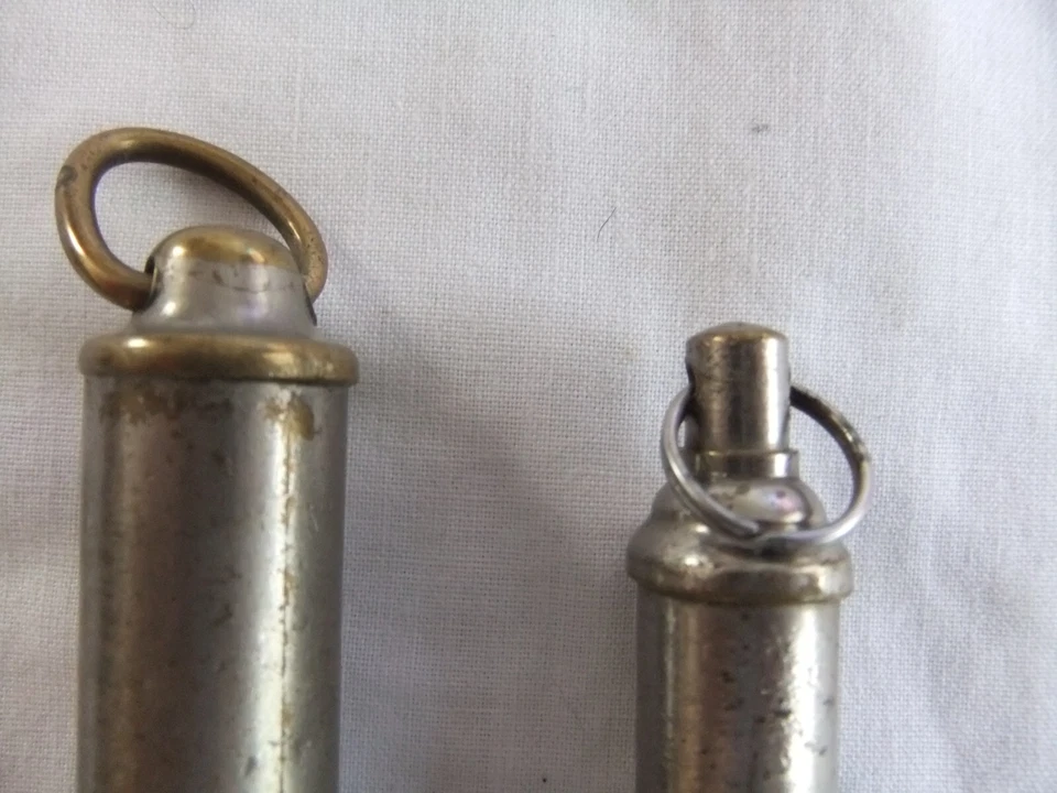 VINTAGE EMCA BOY SCOUTS  & ACME GUIDE WHISTLES METAL & BRASS - Image 4 of 4