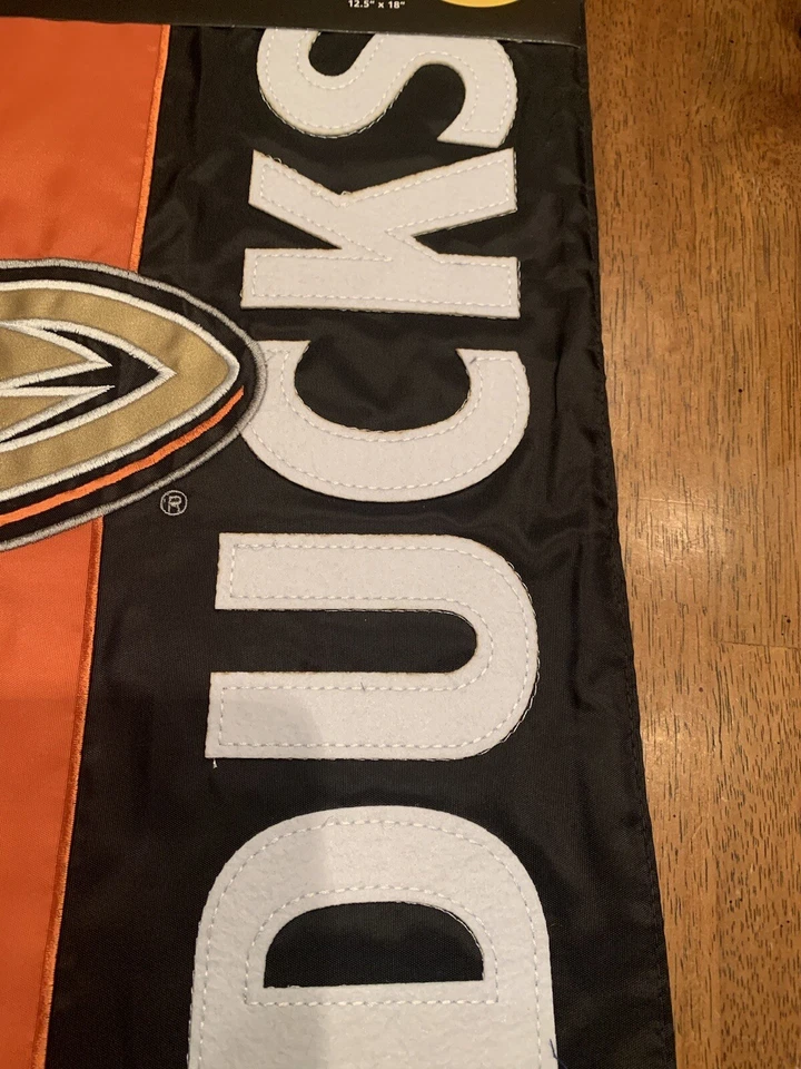 ANAHEIM DUCKS NHL12.5"X18" 2 LADOS BANDEIRA DE JARDIM NOVA Hóquei 👀🏒 - Imagem 4 de 4