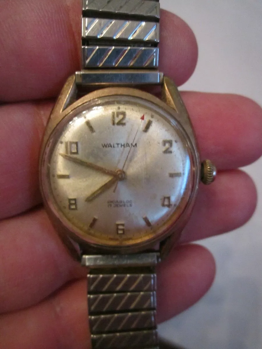 VINTAGE WALTHAM 17 JEWEL INCABLOC WATCH WIND UP NOT WORKING