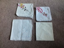 Collectible Handkerchief Set 4 Embroidered 1 Monogrammed "D" Pink Blue Off White