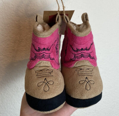 NWT Girl's Sherpa Lined Cowgirl Boot Slippers Pink Infant XS (1-3