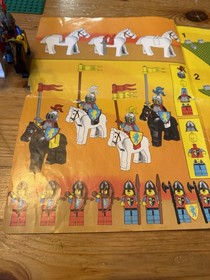 LEGO 6080 King's Castle Lion Knights 1984 Vintage without Box  USED Read Descrip