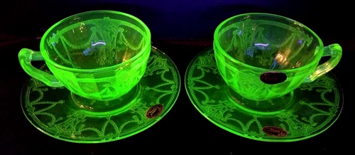 New Listing2 Vintage Anchor Hocking Ballerina Cameo Green Depression Cups & Saucers Labels