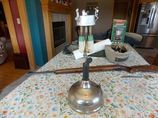 Vintage COLEMAN CO QUICK LITE TABLE LANTERN LAMP CHROME TANK USA