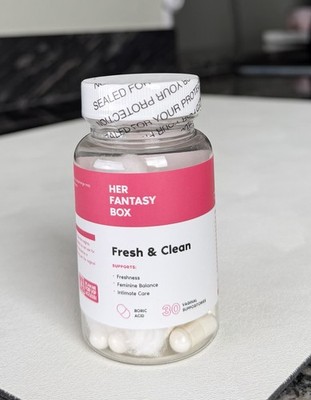 Her Fantasy Box Fresh & Clean (30 Count) For A Balanced & Healthy PH Exp 09/2028