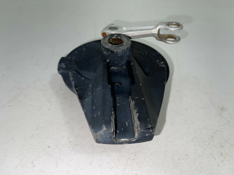 1984 83-87 HONDA XR500RR GENUINE REAR BRAKE PANEL - Изображение 3 из 4