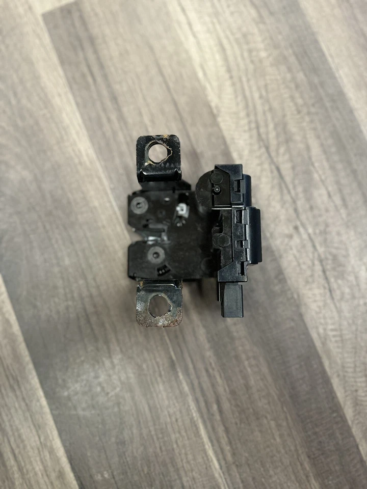 ⭐️ Atuador de trava de vidro Mercury Mariner porta-malas traseira 2008-2012 | OEM - Imagem 2 de 2