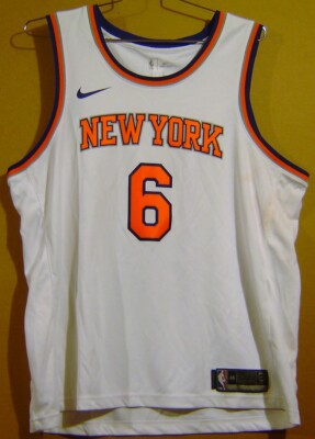 kristaps porziņģis jersey