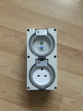 Schneider RCD Protected Switch Socket  Single Phase 250V 13A 3Pin Uk IP66 30mA