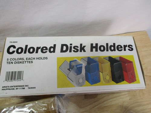 Four Vintage Arista Disk Holders, Each Holds Ten 3.5" Floppy Diskettes - Picture 4 of 5