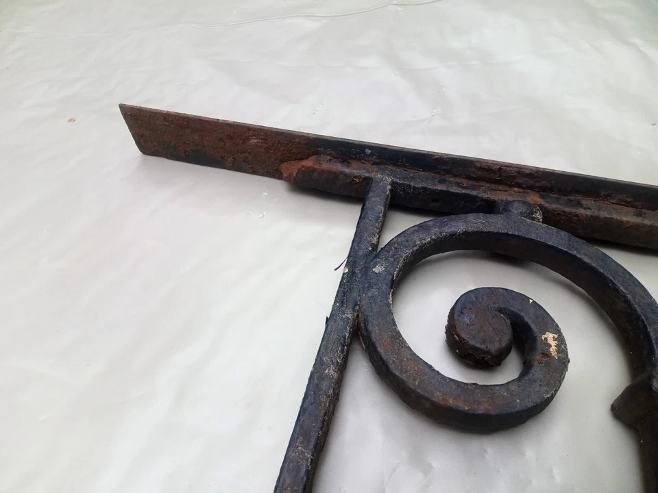 110 / 82 cm - Ancien garde corps de fenetre, en fonte - Photo 3/4