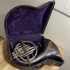 VINTAGE ELKHART INDIANA USA SILVER MARCHING MELLOPHONE + MOUTHPIECE + CASE